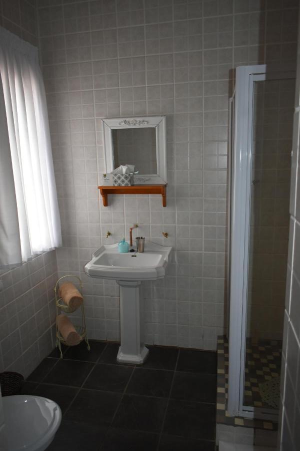 Steytlerville Royal Hotel Dış mekan fotoğraf