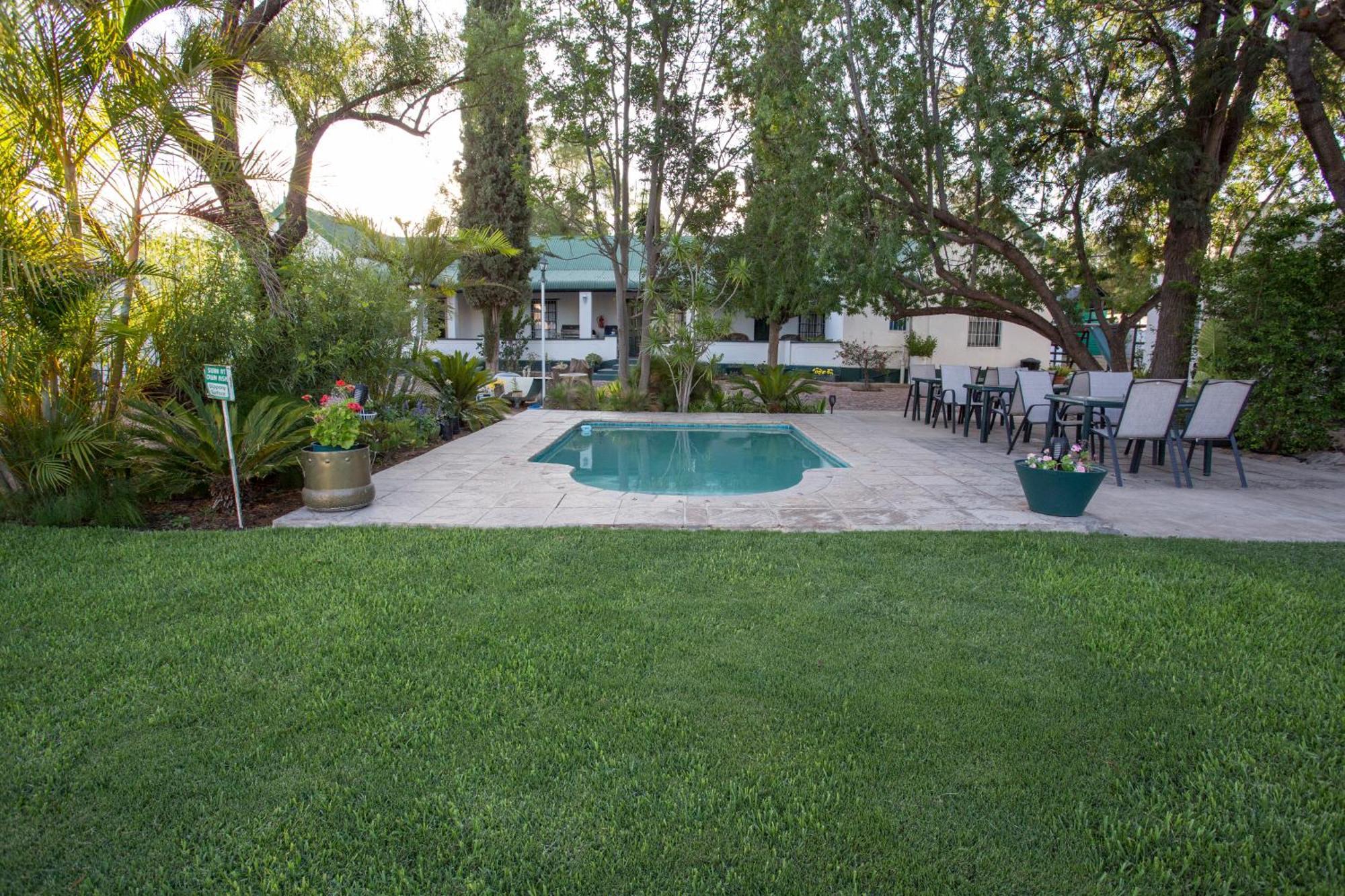 Steytlerville Royal Hotel Dış mekan fotoğraf