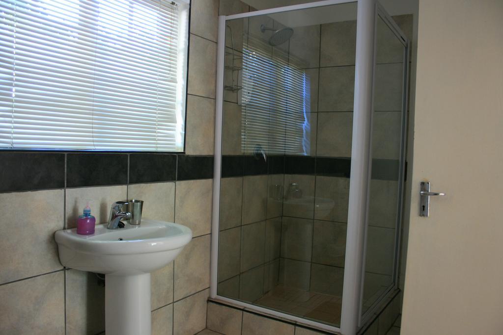 Steytlerville Royal Hotel Dış mekan fotoğraf